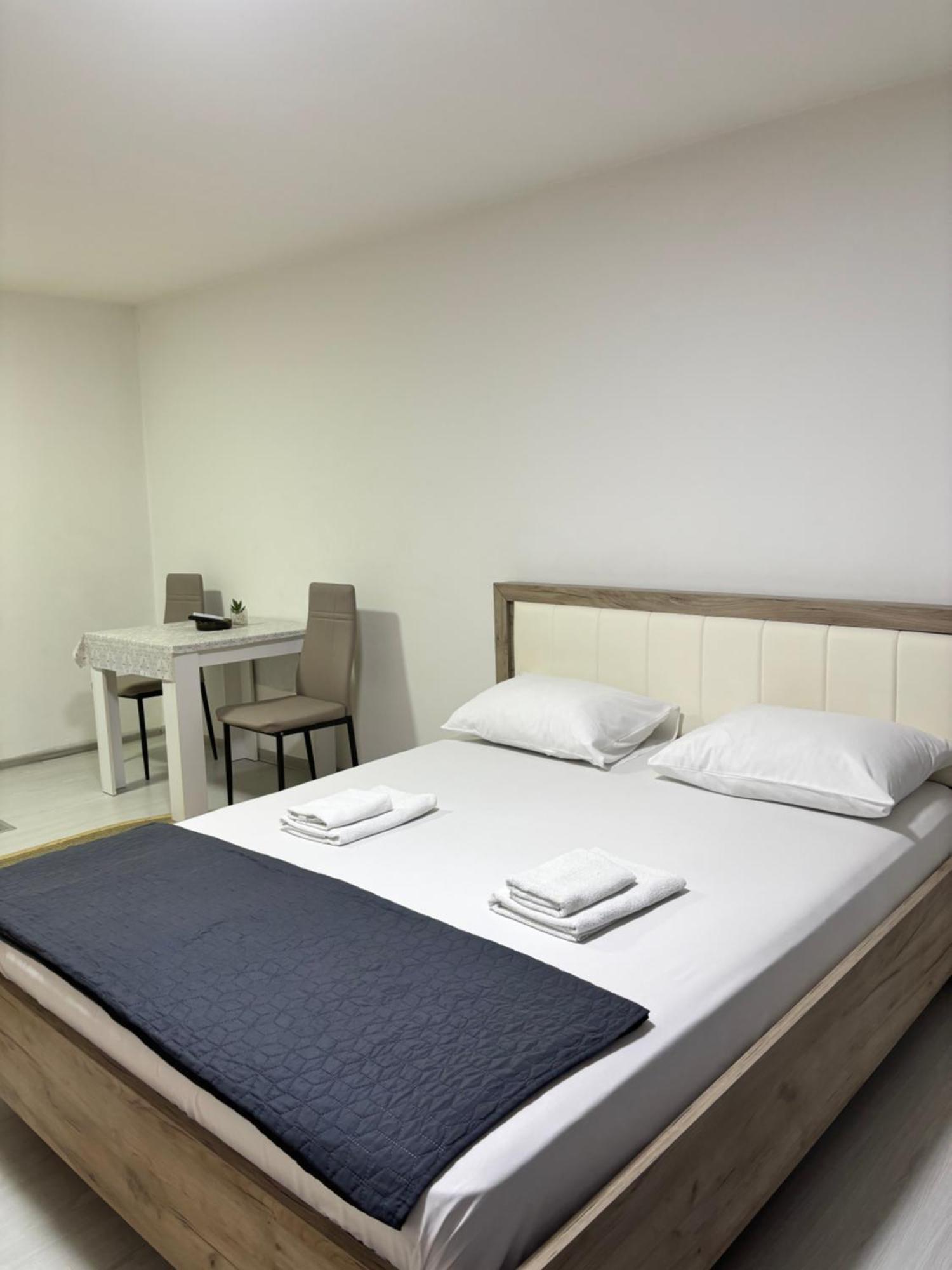 Apartman Sava Nis Luaran gambar