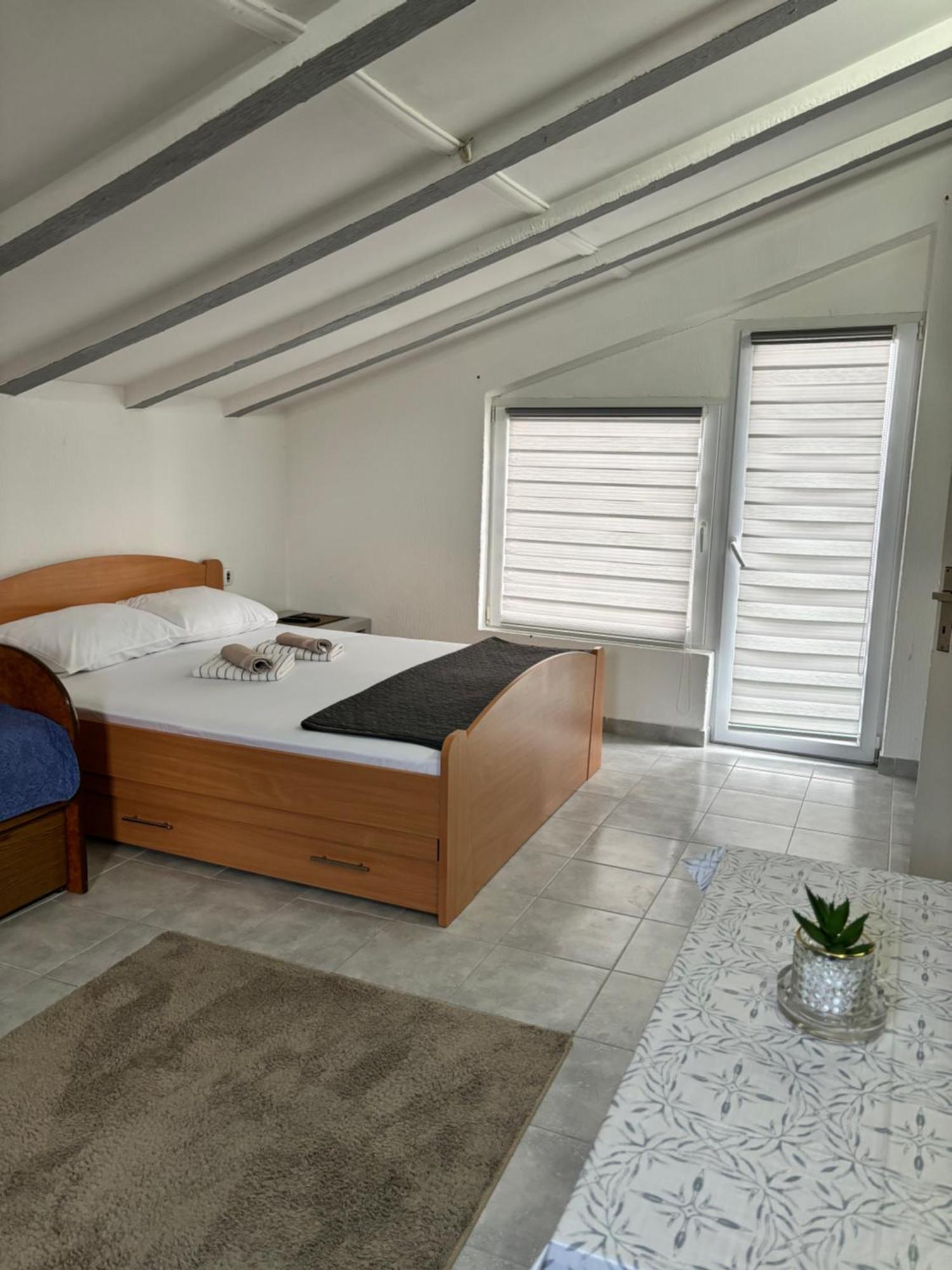 Apartman Sava Nis Luaran gambar